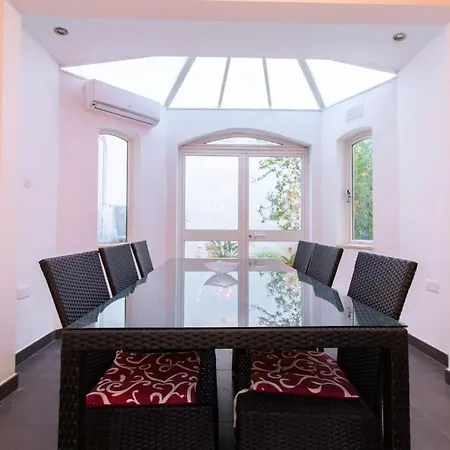 Apartman The Tranquil Estate In Swieqi Lux Is-Swieqi