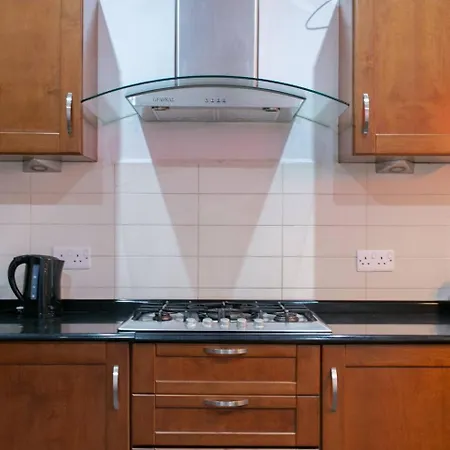 The Tranquil Estate In Swieqi Lux Apartament